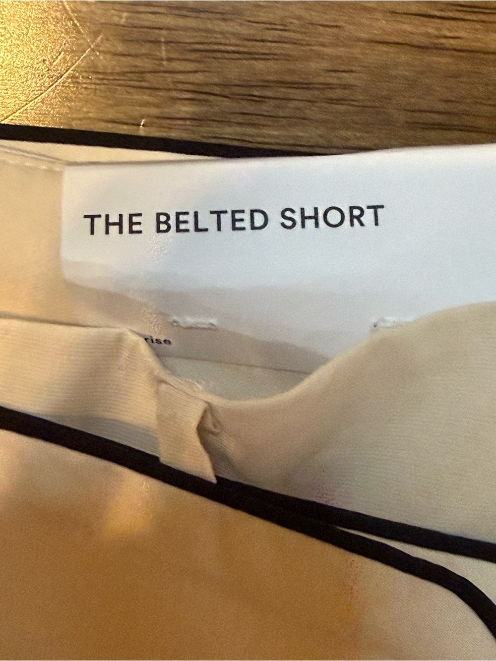 Ann Taylor Factory The Belted Short Size 18 Ivory Black Trim NWT - Picture 3 of 4